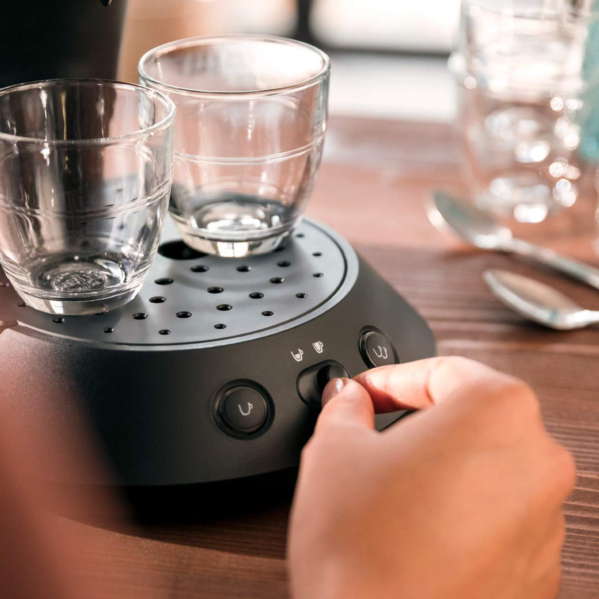 Cafetière à dosettes Original Plus SENSEO CSA210/61 – Noir intense